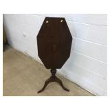 Inlaid Tilt Top Table