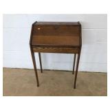 Oak Ladies Fall Front Desk