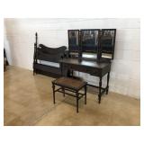 3 Pc. Mahogany Bedroom Suite