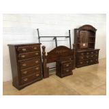 4 Pc. Pine Bedroom Suite