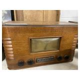 Airline Countertop Radio