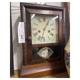 Wood Case Mantel Clock