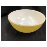Pyrex 10-1/2" Diameter Mixing Bowl