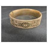 14K Incised Decorated Bracelet