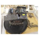 Contemporary Cast Metal Mini Stove Skillet