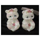 2 Fenton Art Glass Figurines