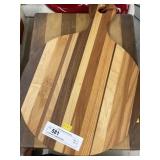 2 Wooden Cutting Boards