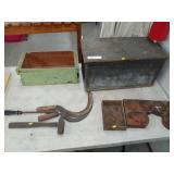 Primitive Hinge Top Box