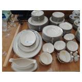 Franciscan Huntington Patterned Chinaware