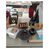 Silhouettes, Needlepoints, Building Blocks