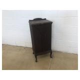 Mahogany 2-Door Sheet Music Stand