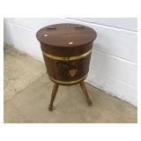 Circular Wooden Stave Bucket Magazine Rack