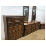 Mid Century Modern 3 Pc. Bedroom Suite