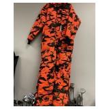 Size Large Saftbak Insulated Hunting Suit