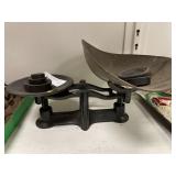 Primitive Countertop Scale