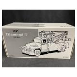 1st Gear 1/34 Scale 1955 Diamond T Tow Truck