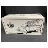 1st Gear 1/34 Scale 1957 R-200 Tow Truck