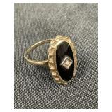 10K Gold Ladies Ring