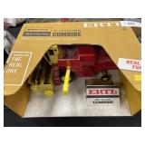 Ertl New Holland Combine