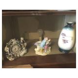 2 Vases and Decorative Clock