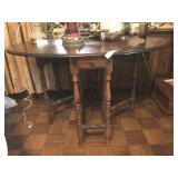 Oval Drop Leaf Gate Leg Table