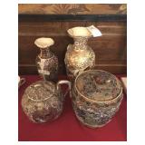 4 pcs of Oriental Style Porcelain