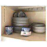 25+ pcs. of Blue Oriental Style China