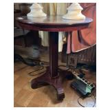 Mahogany Round Vintage End Table
