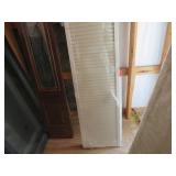 Full Louver Bi-Fold Closet Door