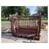 Cattle Squeeze Chute