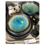 Contemporary Pottery W Shakers