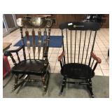 2 Rocking Chairs