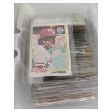 40 1975-78 Star Cards