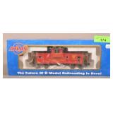 Atlas Extended Vision 3-Rail Caboose.