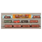 11 N Scale Train Cars