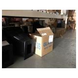 (Contents on Floor) Aluminum Light Bases