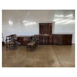 9 Pc. Bernhardt Mahogany Dining Room Suite