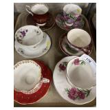 (6) Cups & Saucers