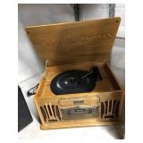 Spirit of St. Louis Turntable Radio w/ CD Player