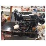 Singer Featherweight Sewing Machine