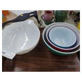Pyrex Nesting Bowl Set & Mixing Bowl