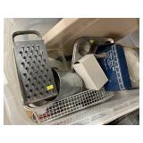 Cookware & Serving Dishes