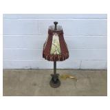 Monkey Form Table Light