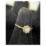 14K Pearl & Diamond Ring