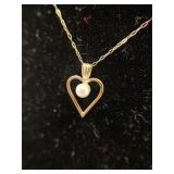14K Pearl Heart Pendant & Chain