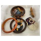 9 Pc. Bakelite, Lucite, etc.