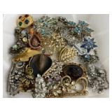 28 Pc. Vtg. Rhinestone Jewelry