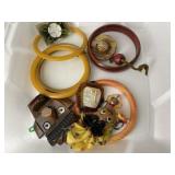 9 Pc. Bakelite, Lucite, etc.
