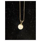 14K Pearl Pendant & Chain