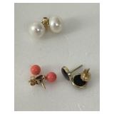 3 Pr. 14K Earrings